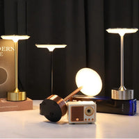 Giftiform ™-LED-pöytälamppu kosketusohjauksella – USB-ladattava yövalo ja lukuvalo