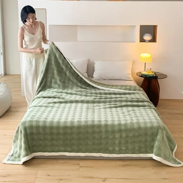 Giftiform™ -Velvet torkkupeitto pehmeyttä ja lämpöä jokaiseen hetkeen