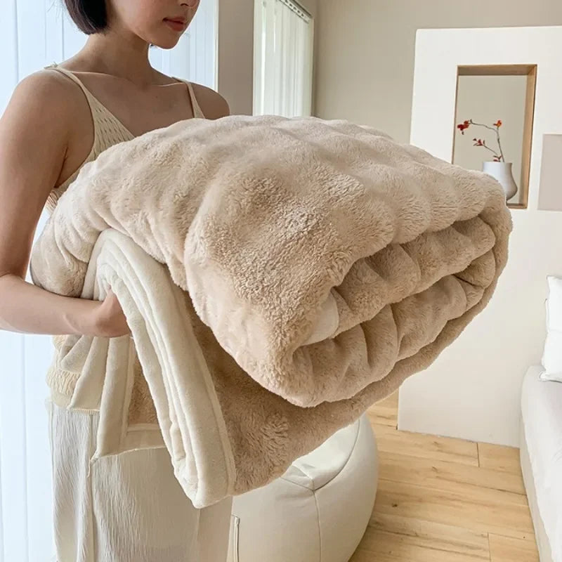 Giftiform™ -Velvet torkkupeitto pehmeyttä ja lämpöä jokaiseen hetkeen